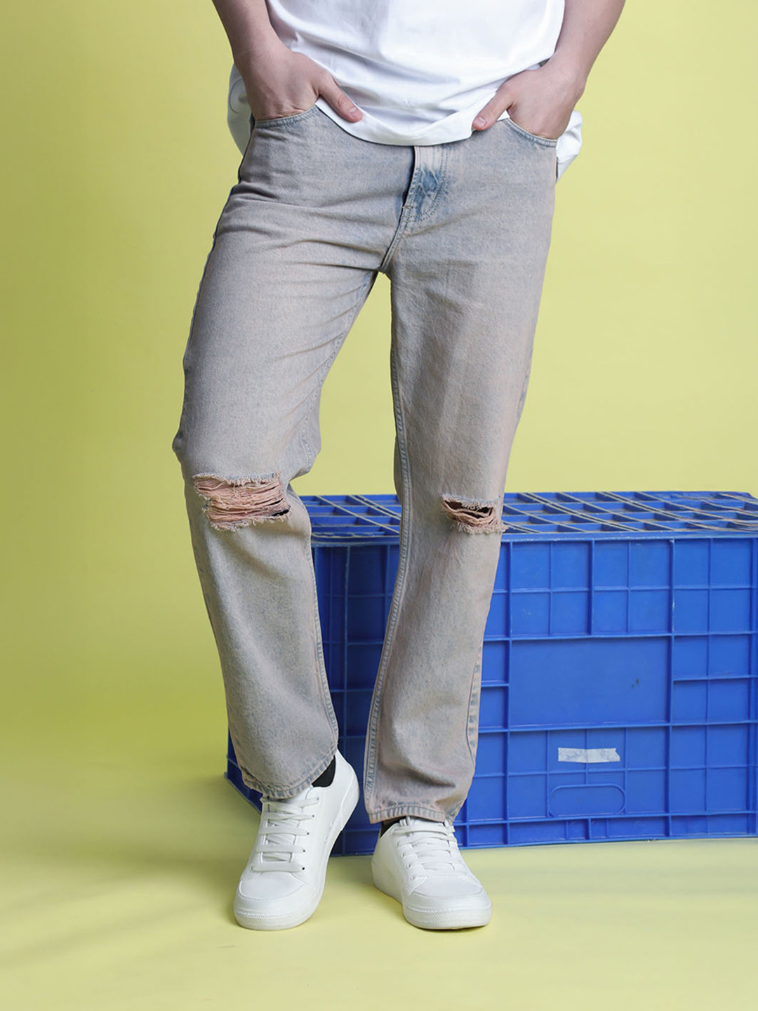 Bene Kleed Men Knee Slash Tinted Jeans