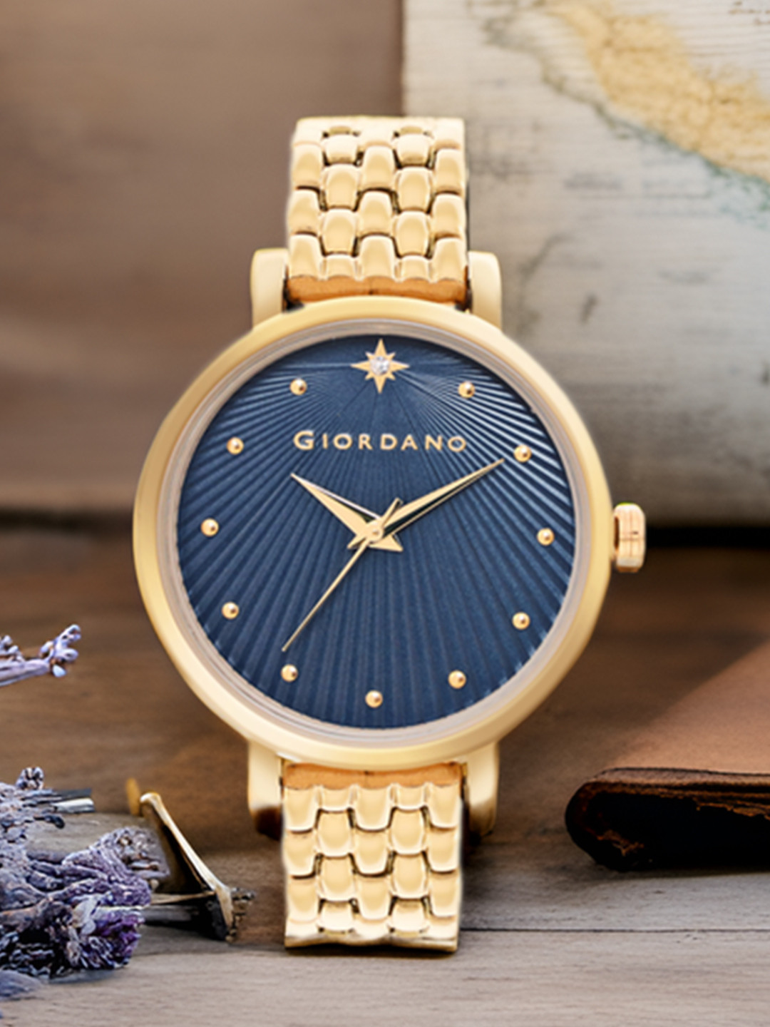 GIORDANO Women Patterned Dial & Stainless Steel Straps Analogue Watch GD-4210-22