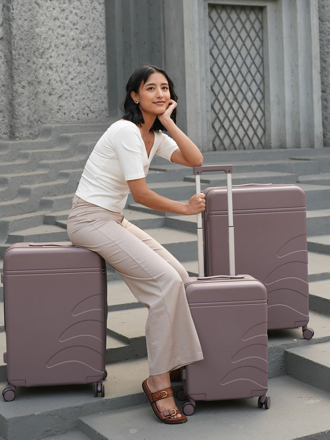 Assembly Brown Set Of 3 Expandable Hard-Sided Trolley Suitcases 20, 24 & 28 inches