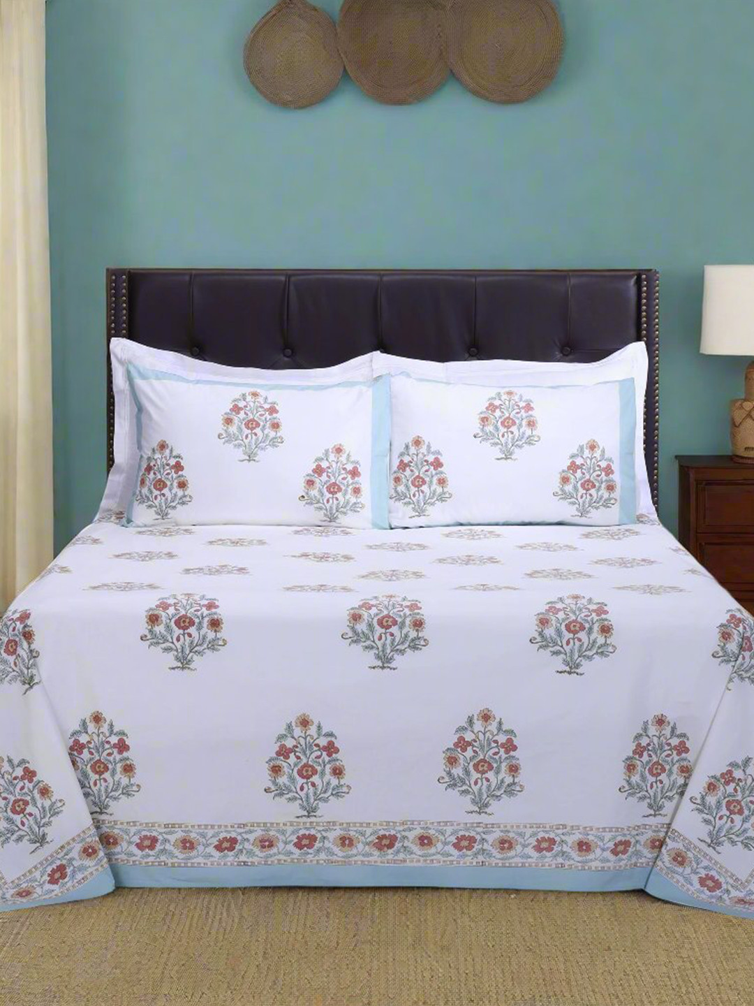SHAHENAZ Nasrine Phool White Floral Cotton 220 TC Queen Fine Bedsheet with 2 Pillow Covers-106 x 89 inches