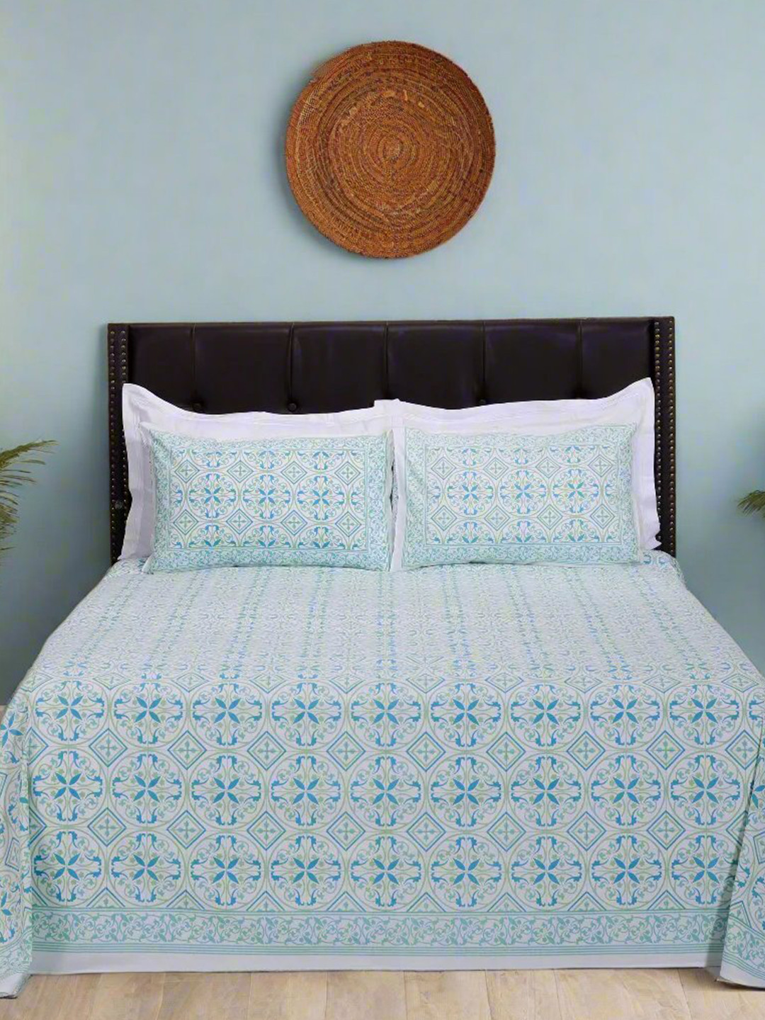 SHAHENAZ Gayatri Luxury Blue Floral Cotton 180 TC Queen Bedsheet with 2 Pillow Covers-106 x 89 inches