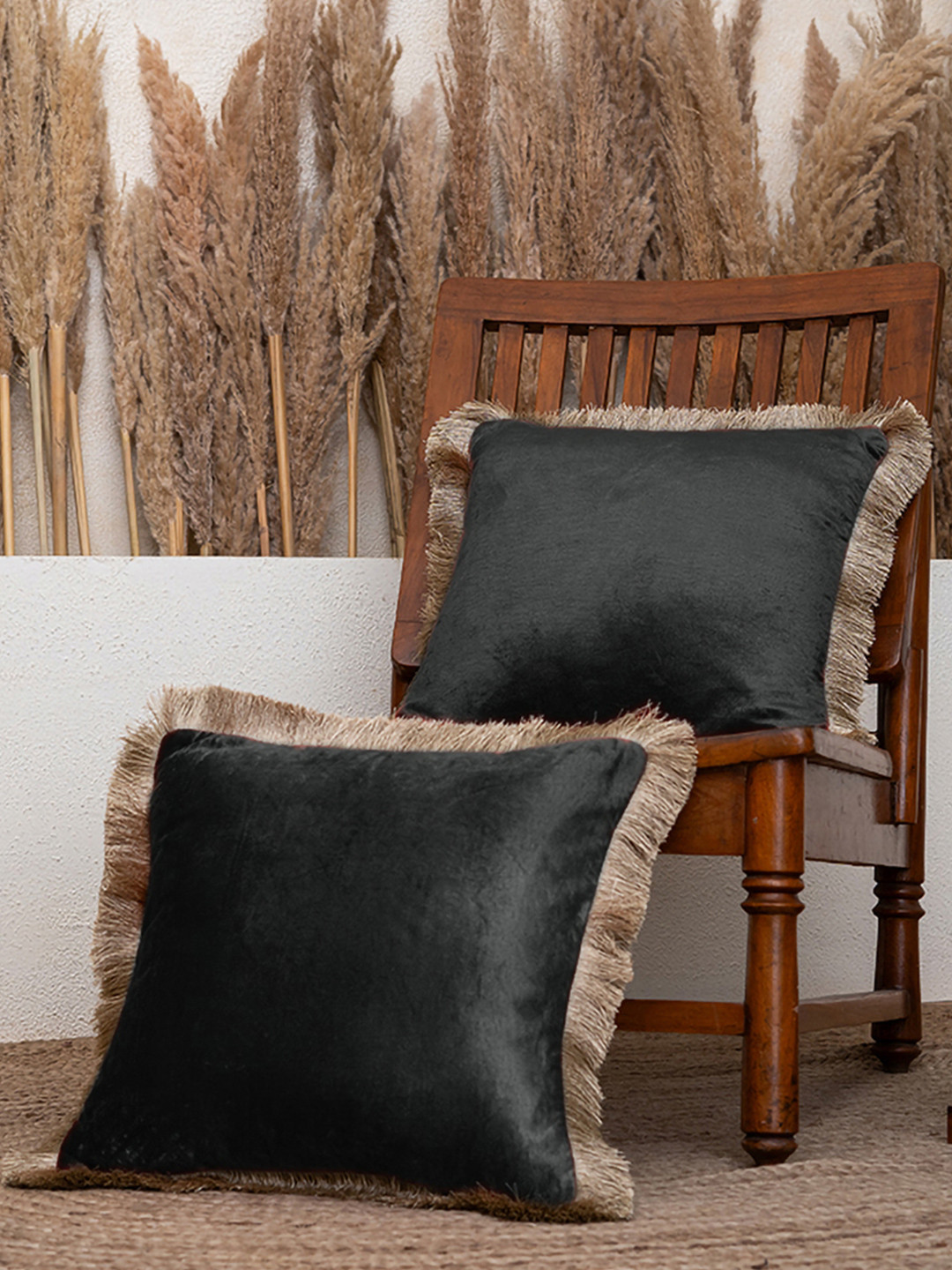 BELIHODE Set of 2 Black Fringed Velvet Cushion Cover