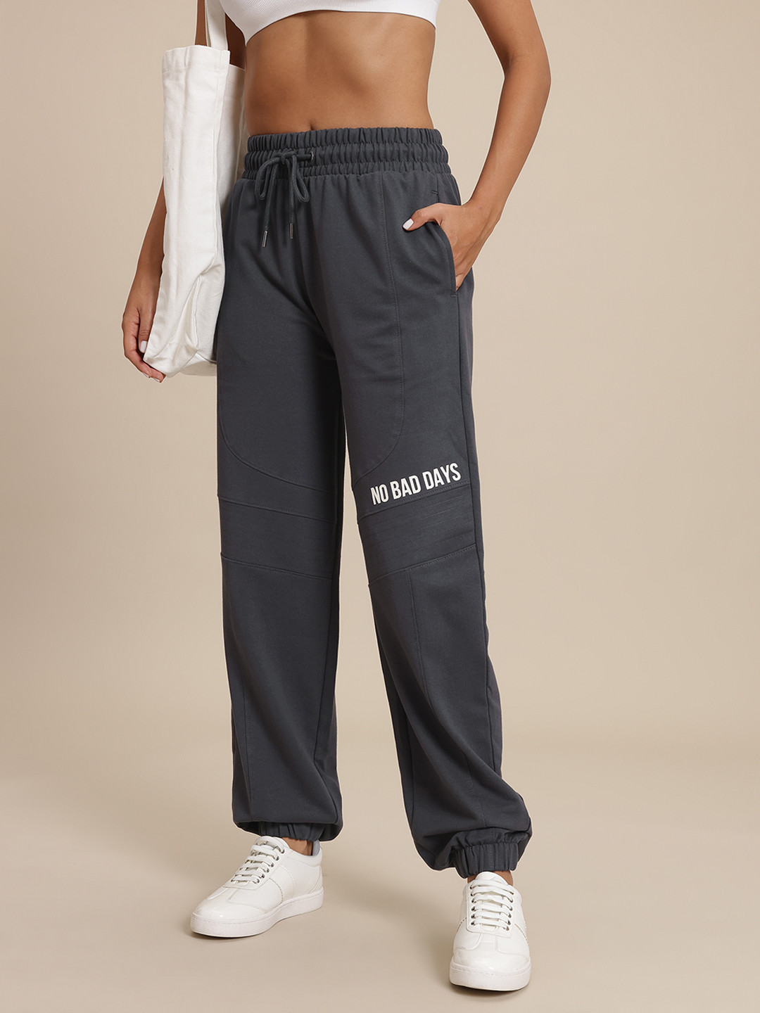 The Roadster Life Co. x RE/LAX Women Front Seam Joggers