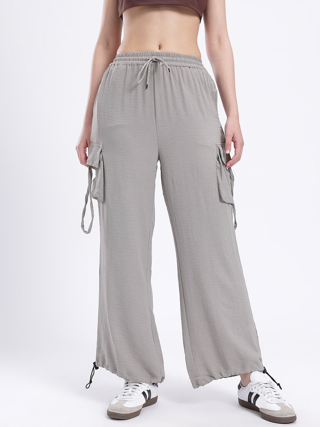glitchez Women Mid-Rise Crinkled Flared Fit Wide Leg Cargo-Style Trousers with Toggle Hem