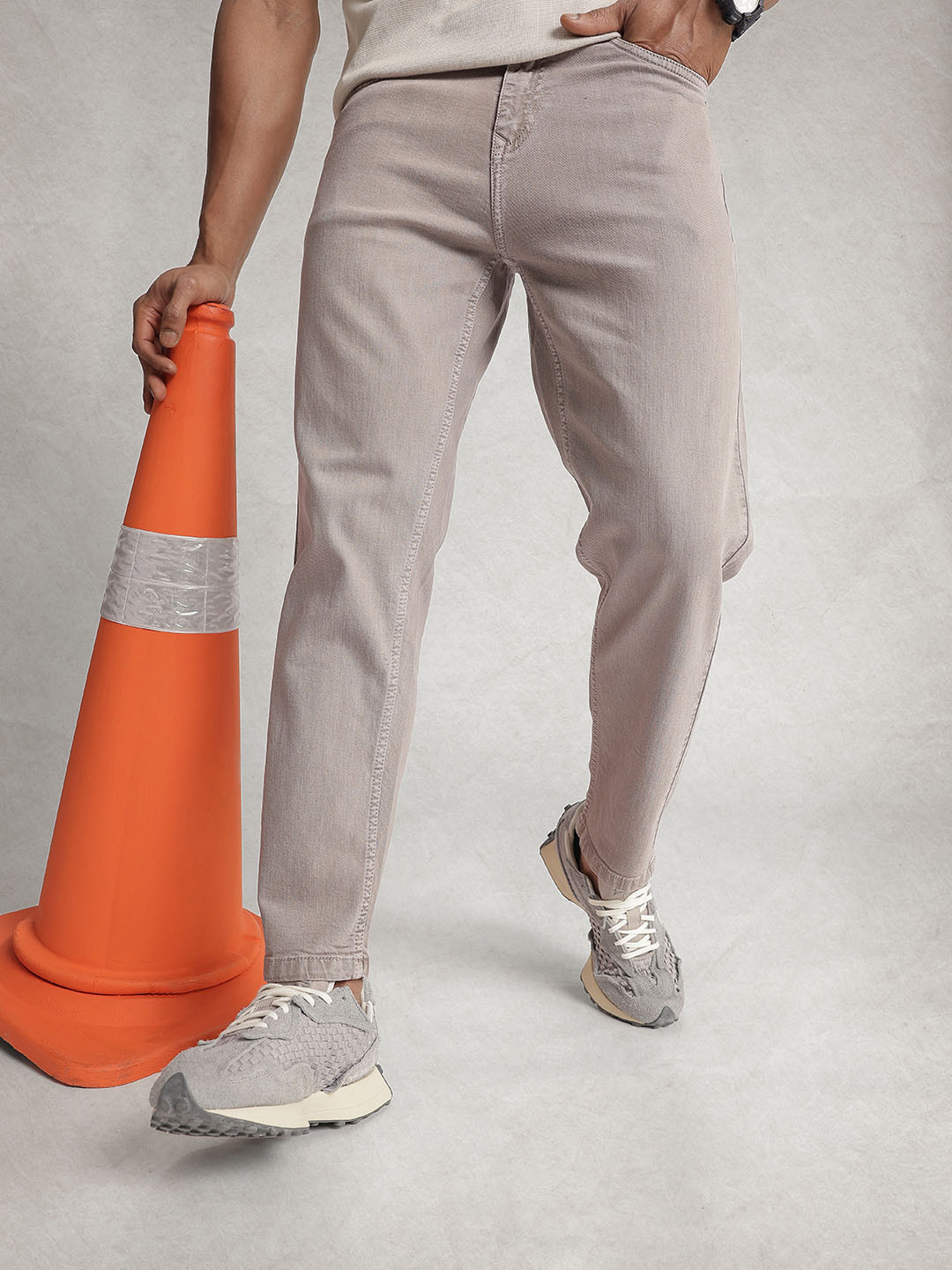 WROGN Slim Ankle Fit Light Fade Stretchable Jeans