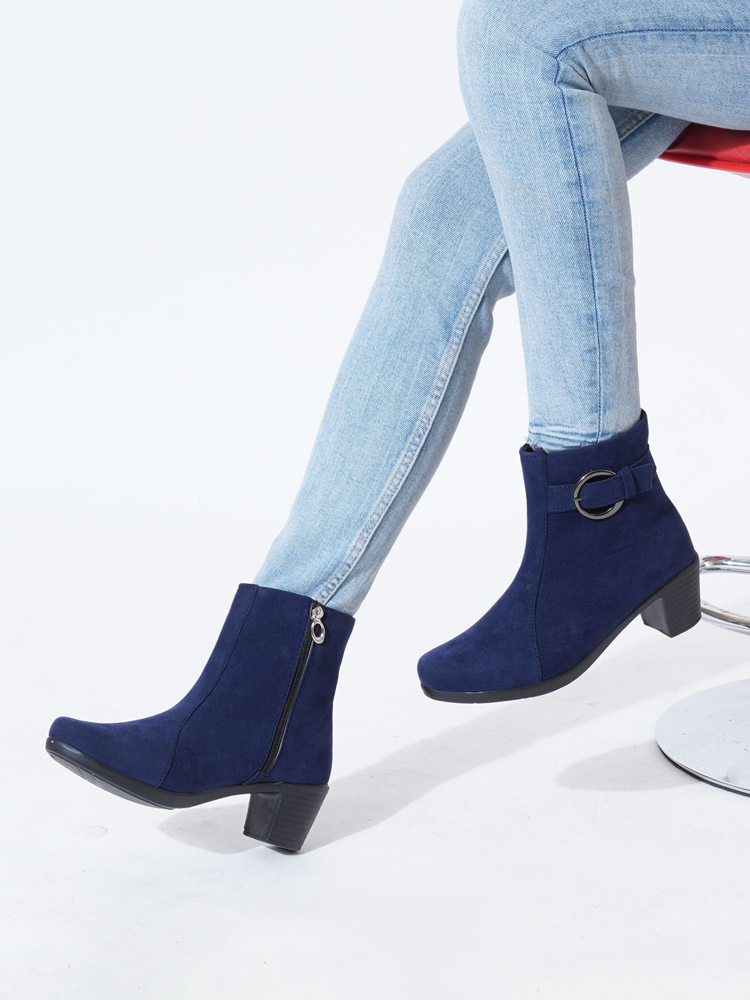 PLANET WALK Women Block-Heeled Mid-Top Chelsea Boots