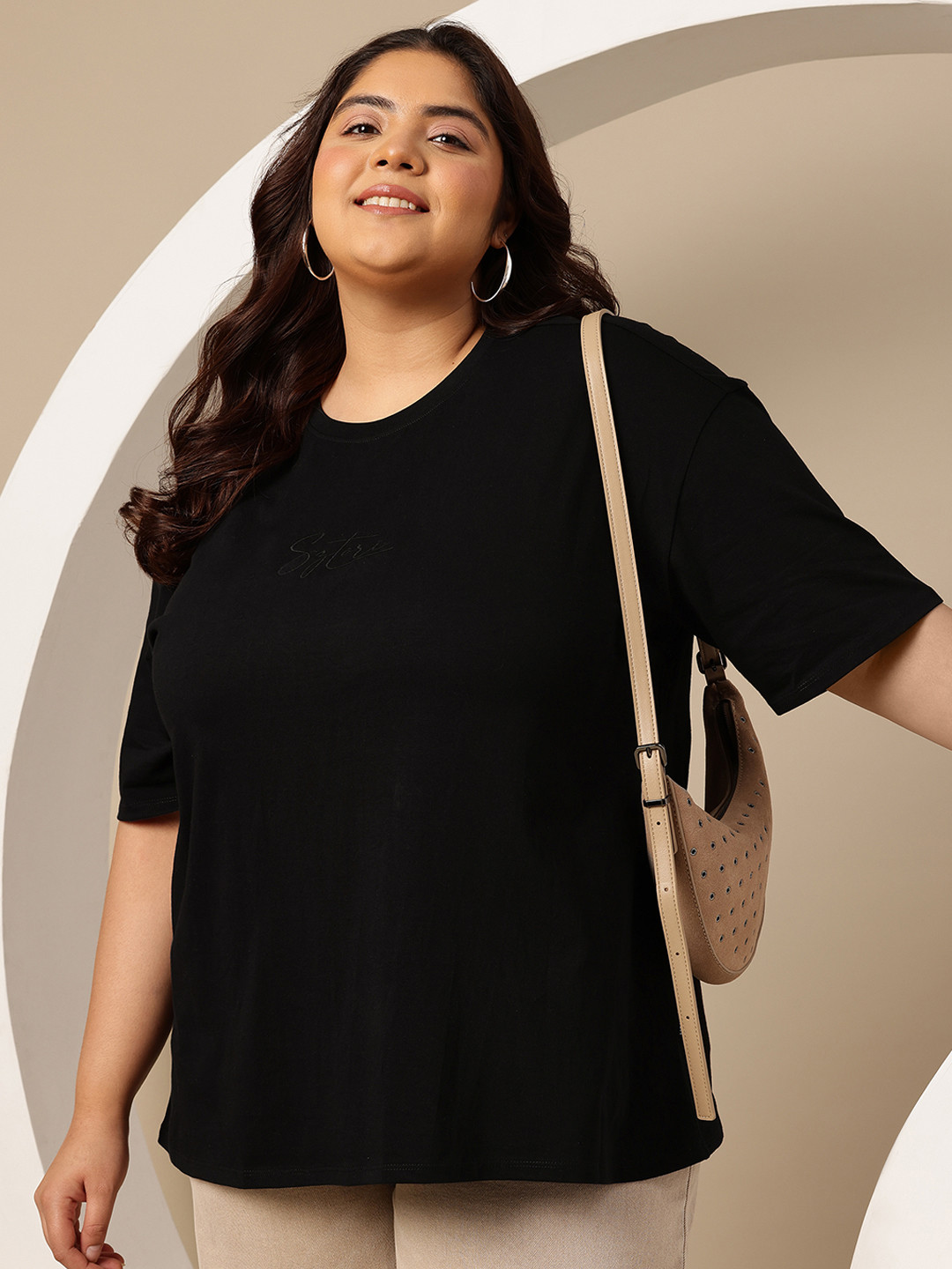 Sztori Plus Size Drop-Shoulder Sleeves Pure Cotton Applique Relaxed Fit T-shirt
