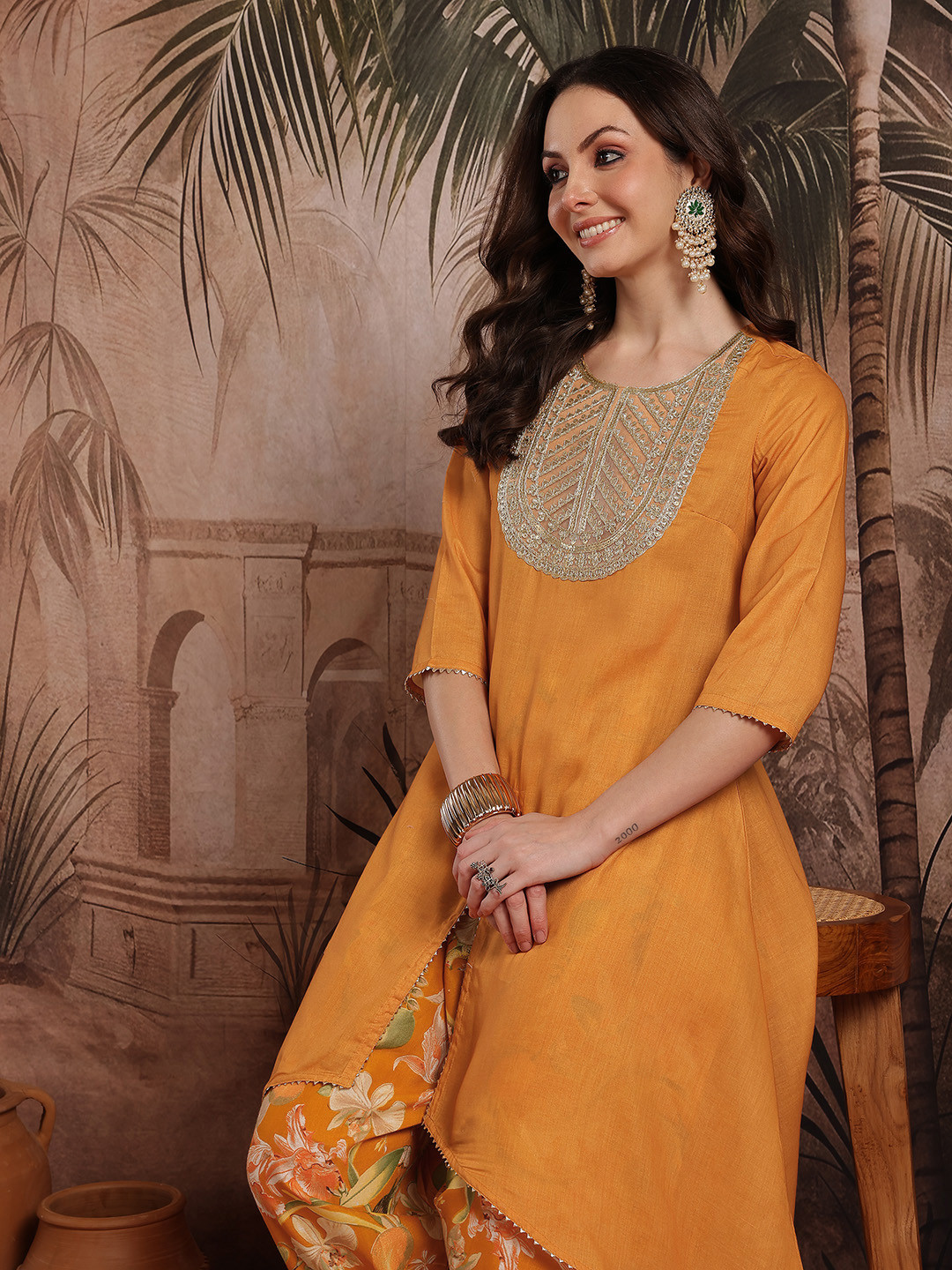 Sangria Regular Sequined Detailed Kurta Sets