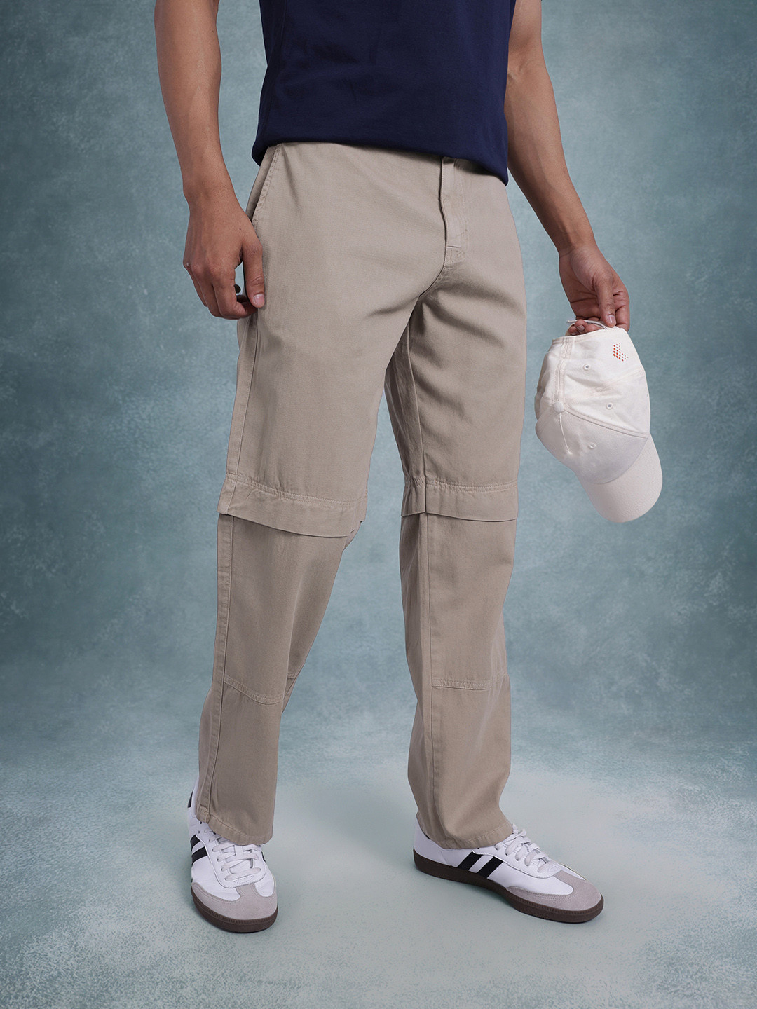 The Roadster Life Co. Men Mid-Rise Pure Cotton Straight Fit Trousers with Cut & Sew Detail