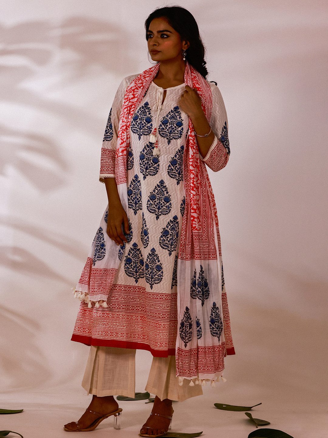 Maitri Jaipur Women Ethnic Motifs Printed Regular Pure Cotton Kurta with Pyjamas & With Dupatta