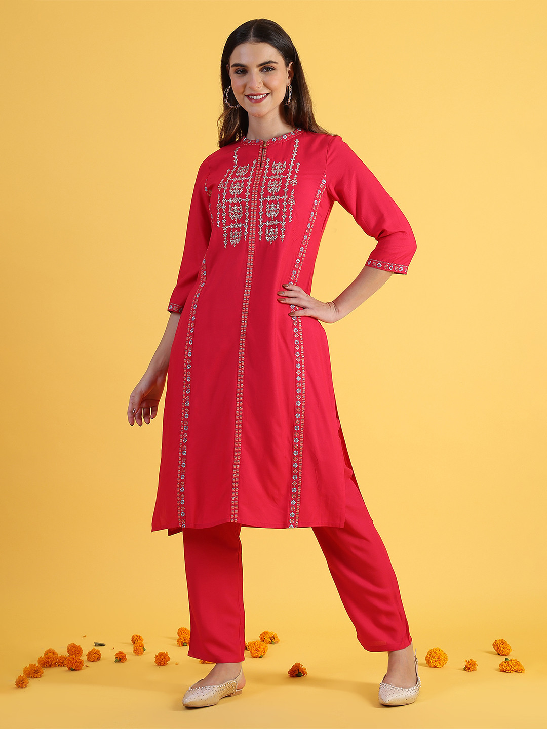 W Glitter Printed Embroidered Straight Kurta