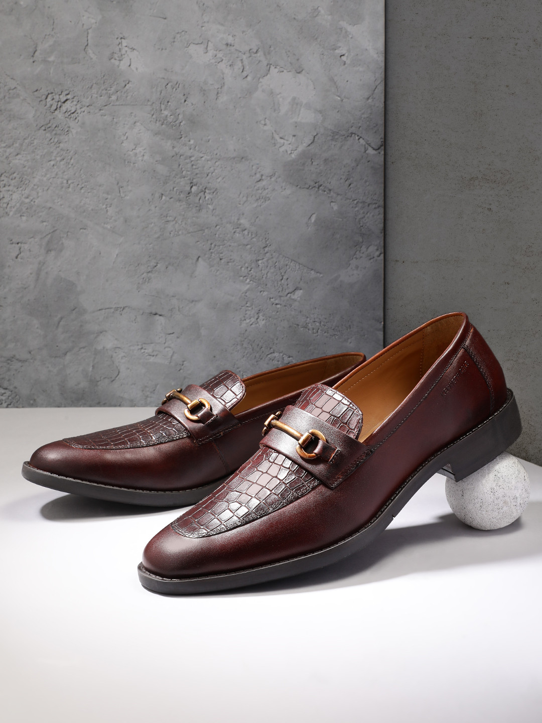 Kenneth Cole Men Leather Formal Animal Textured Loafers