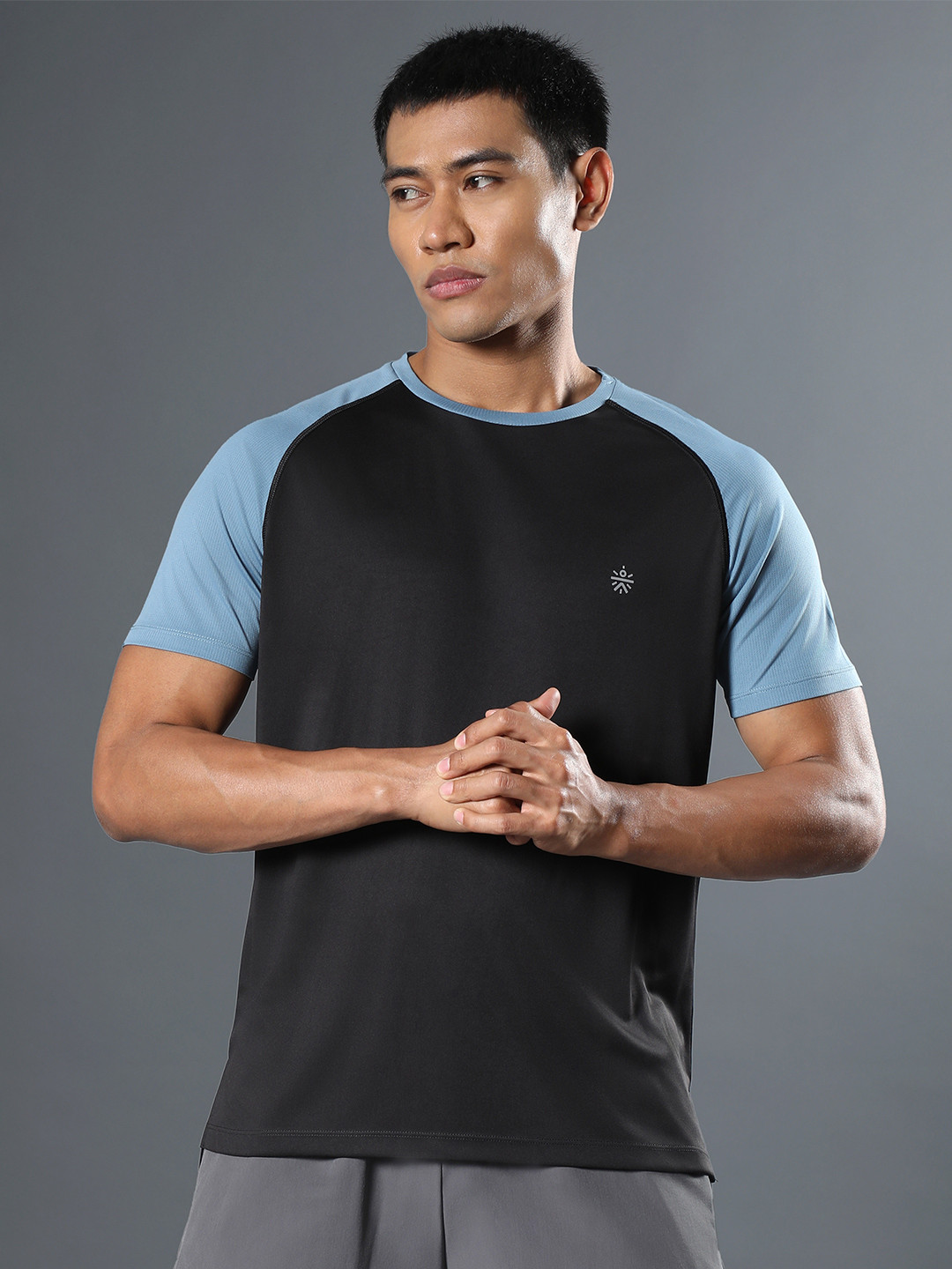 CULT Men Warm-Up Black Running T-shirt