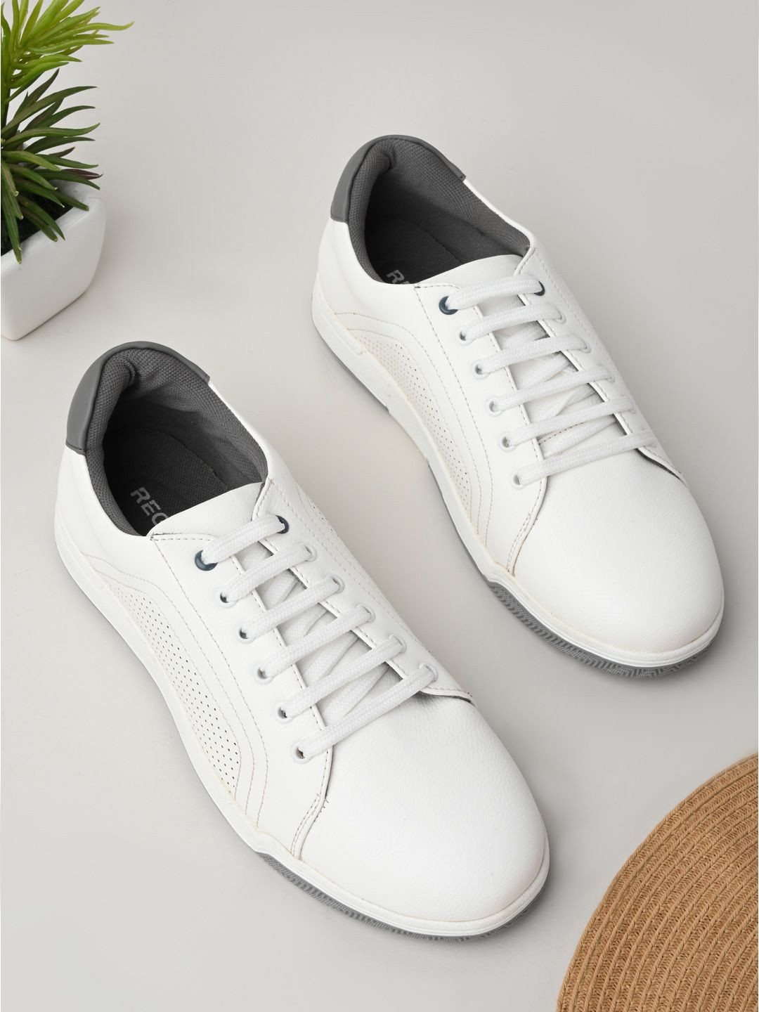 Regal Men Printed Lace-Ups Sneakers