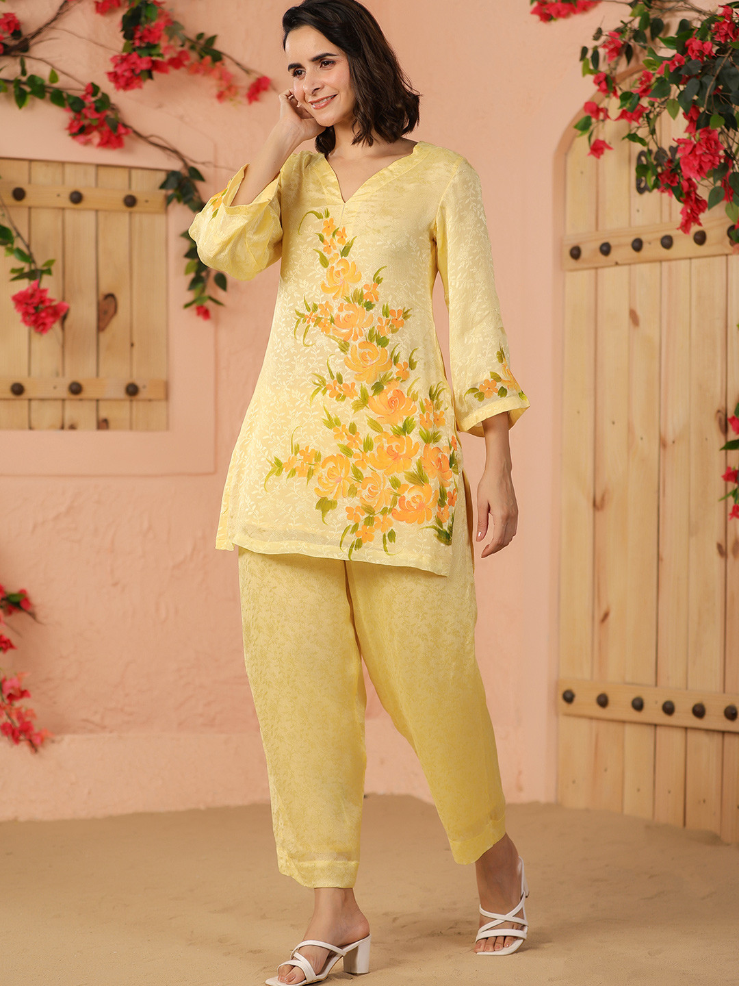 Geroo Luxe Floral Hand Painted Regular Silk Crepe Kurti with Trousers