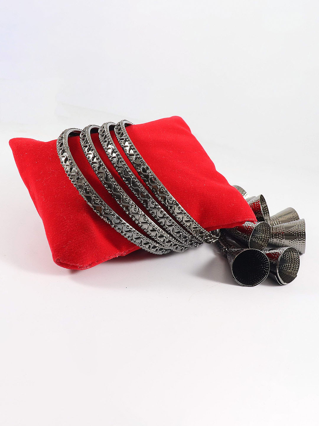 ZULKA Set of 4 Metal Curved Kaleere Latkan Linked Kada