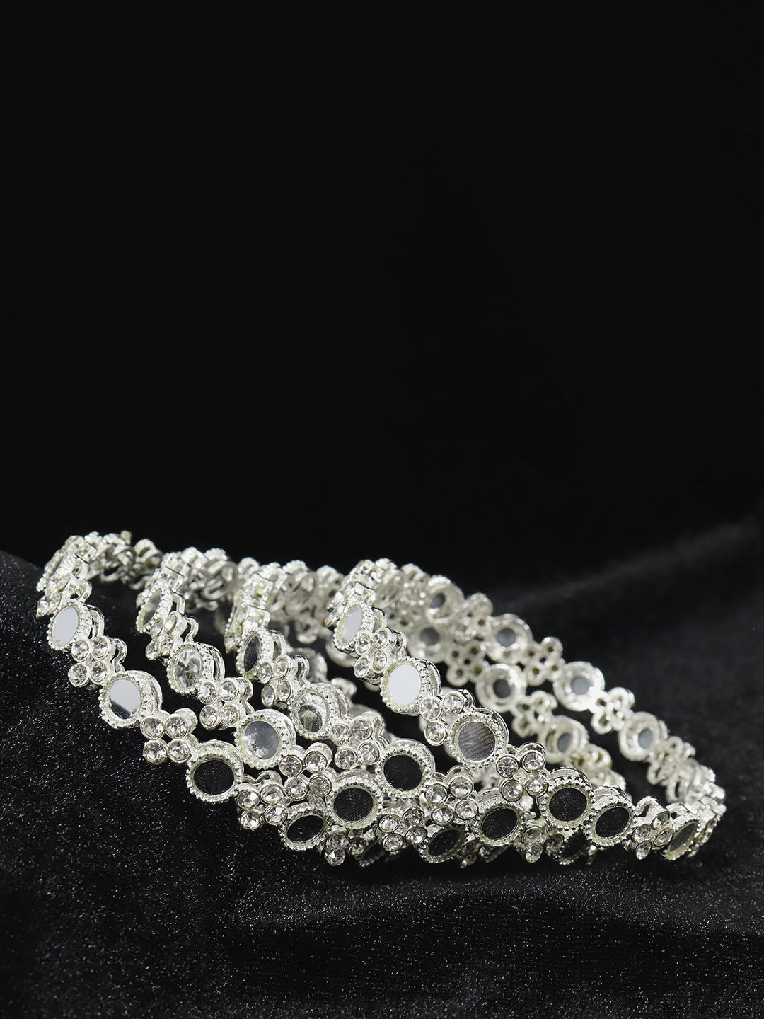 ZULKA Set of 4 Alloy Base Silver-Plated Studded Stylish Bangles