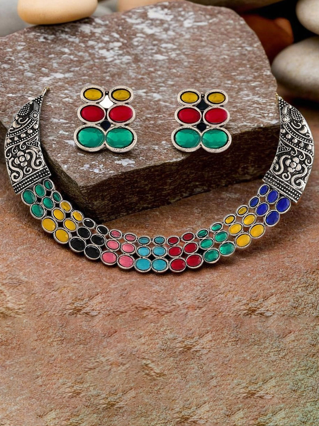 ORANGENYSHA Rhodium-Plated Stone Studded Floral Kempu Choker Oxidised Jewellery Set