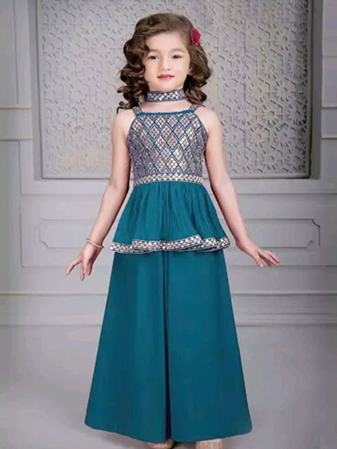 Dhvrafashion Girls Embroidered Shoulder Straps Neck Sleeveless Tunic With Palazzo