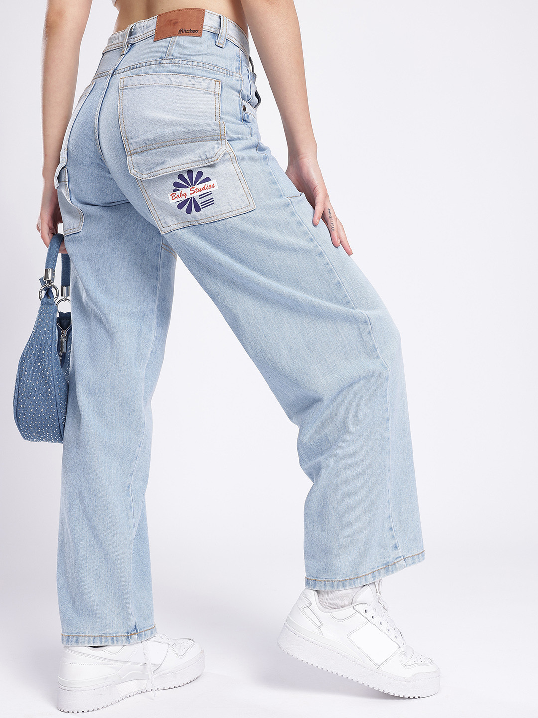 glitchez Women Relaxed Fit Light Fade Printed Jeans With Contrast Stitch Detail