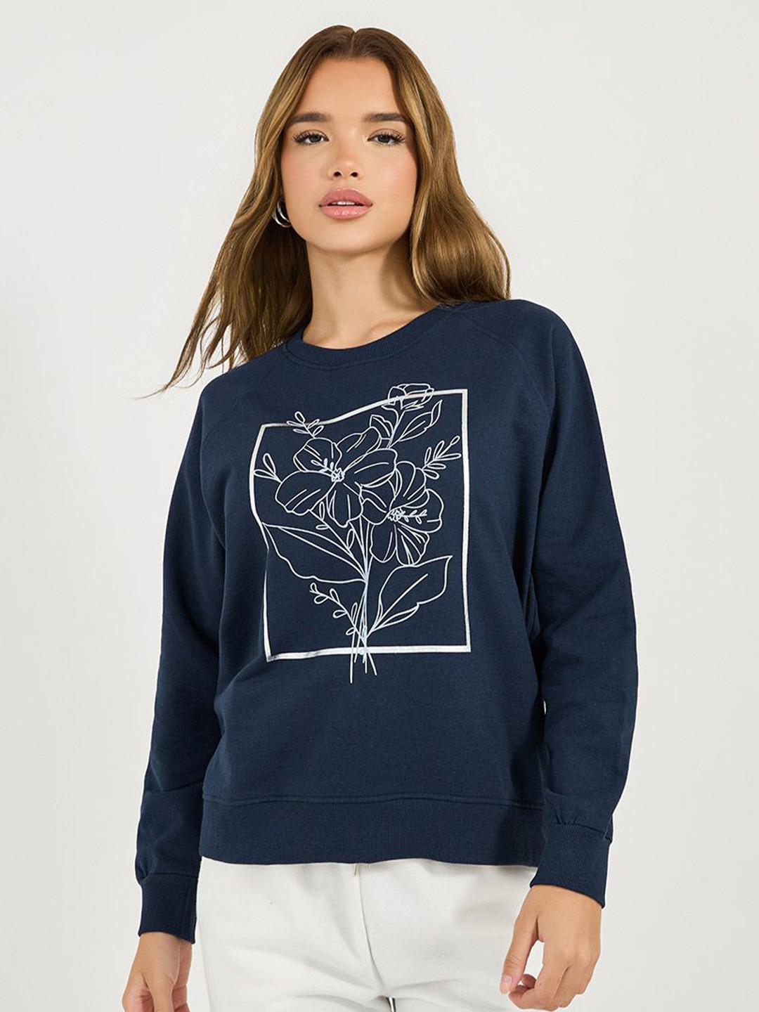 Styli Women Graphic Printed Oversize Fit Regular Length Colorblocked  Pullover Sweatshirt