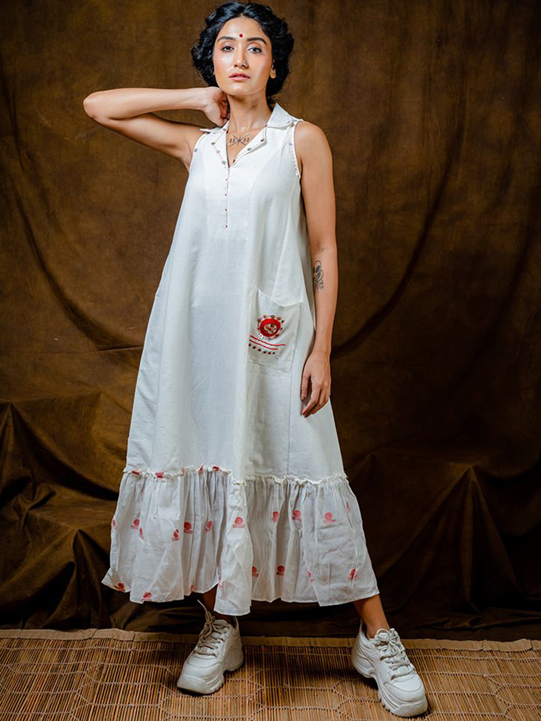 Prathaa Bohemian A-Line Embroidered Maxi Dress