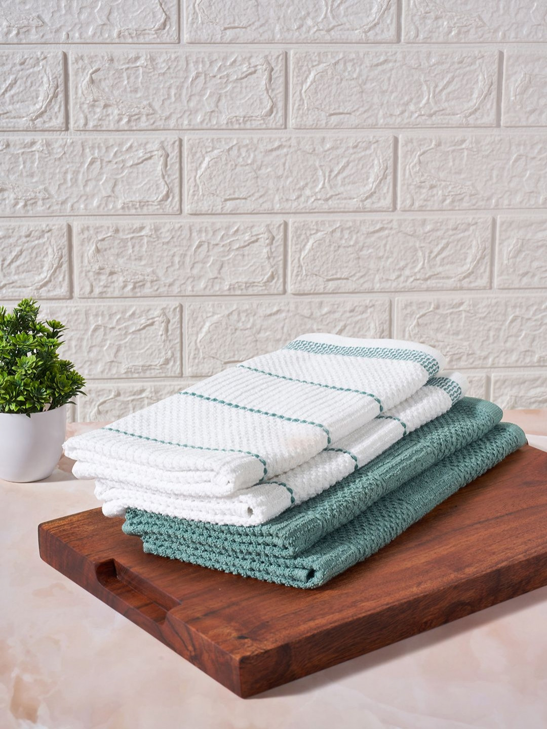 Living scapes by Pantaloons Green & White 4 Pieces Striped KitchenTowels