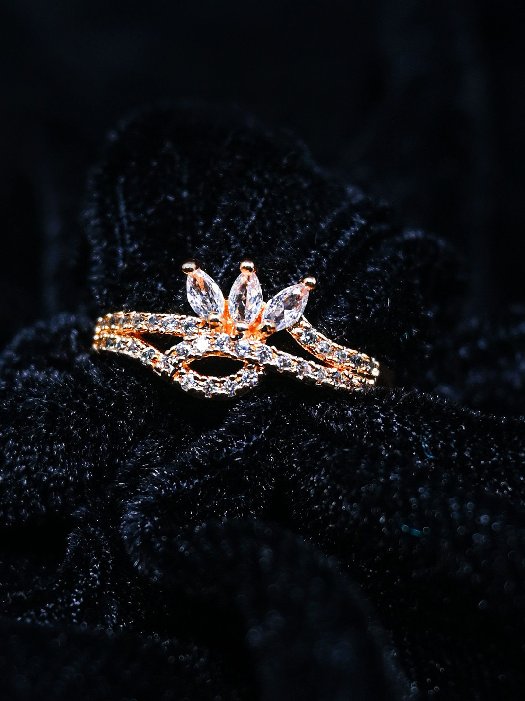 GOLD CASH Rose Gold Plated Stone-Studded Adjustable Finger Ring