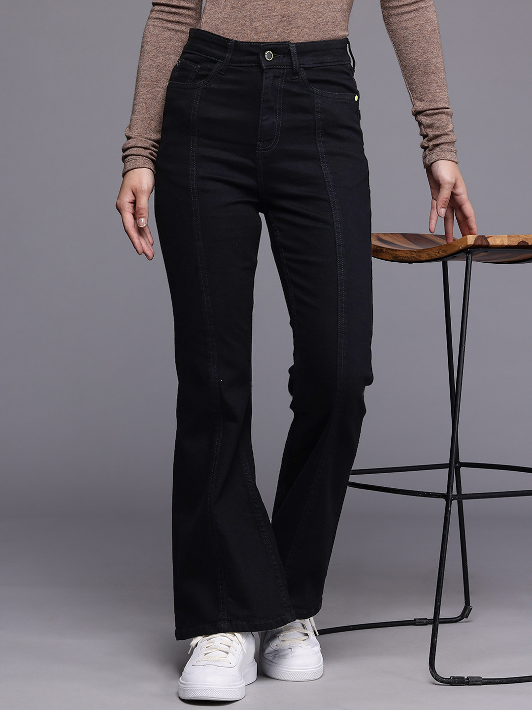 Allen Solly Woman Bootcut Stretchable Jeans