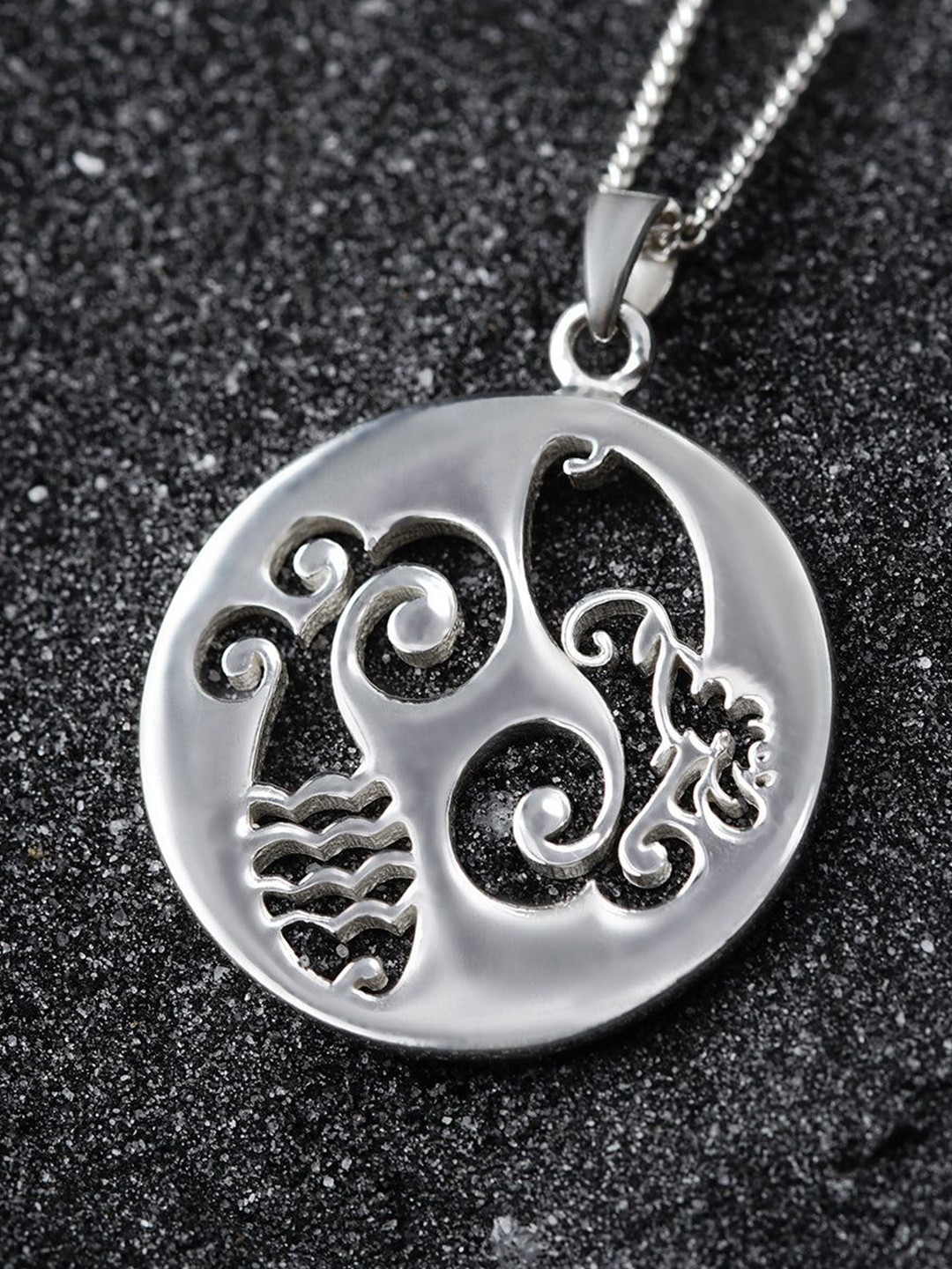 House of Aadyaa 92.5 Sterling Silver Pisces Zodiac Sign Circular Charm Pendant With Chain
