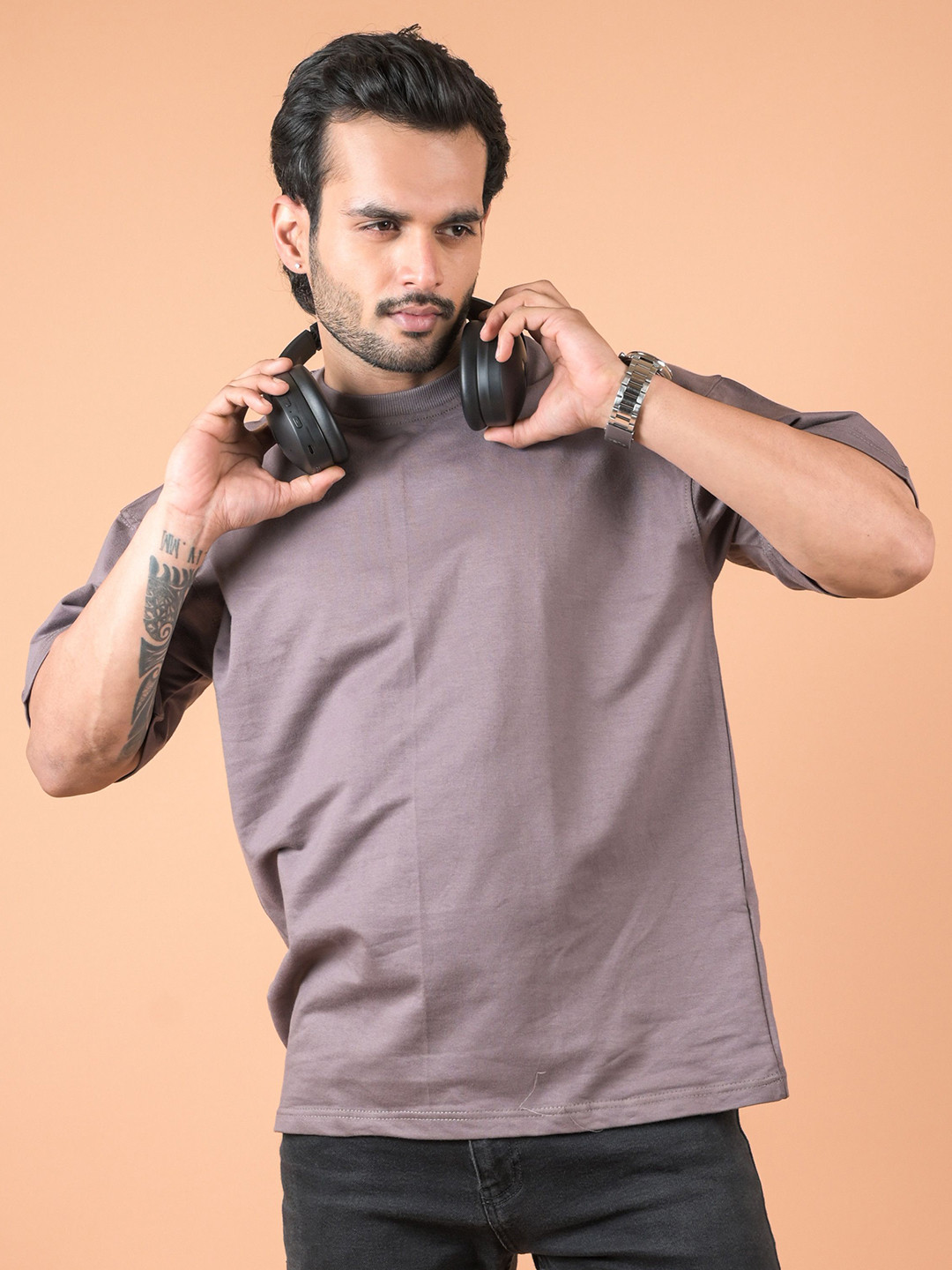 INDIAN THREADS Men Dry Fit Solid Round Neck Pure Cotton Relaxed Fit T-shirt