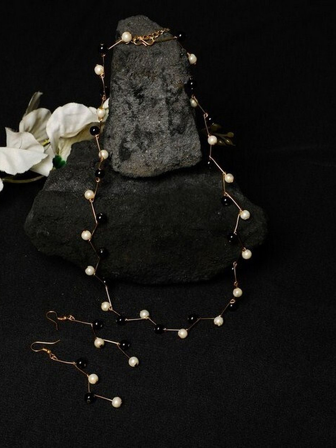 Oxidized Heaven Gold Plated & Beaded Jewellery Set