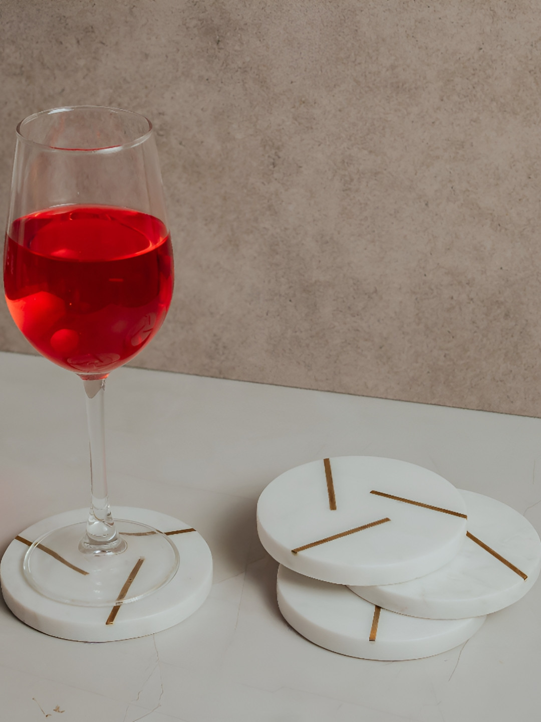 MARBIQUE White & Gold Toned 4 Pieces Striped Marble Round Coasters