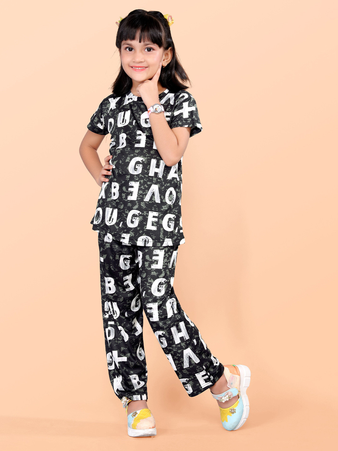 FEBVIBE Girls Printed T-shirt with Pyjamas