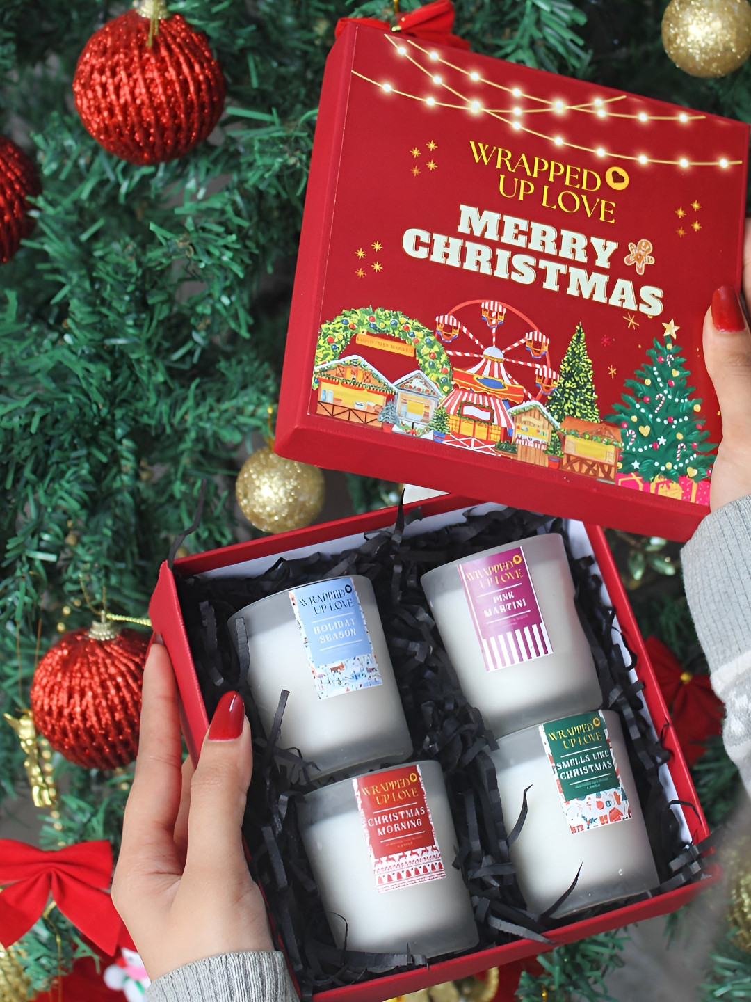 Wrapped up Love Christmas s Gifting Set 4Pcs Vanilla Cupcake, Pink Martini, Christmas Morning and Smells Like Christmas Jar Candles