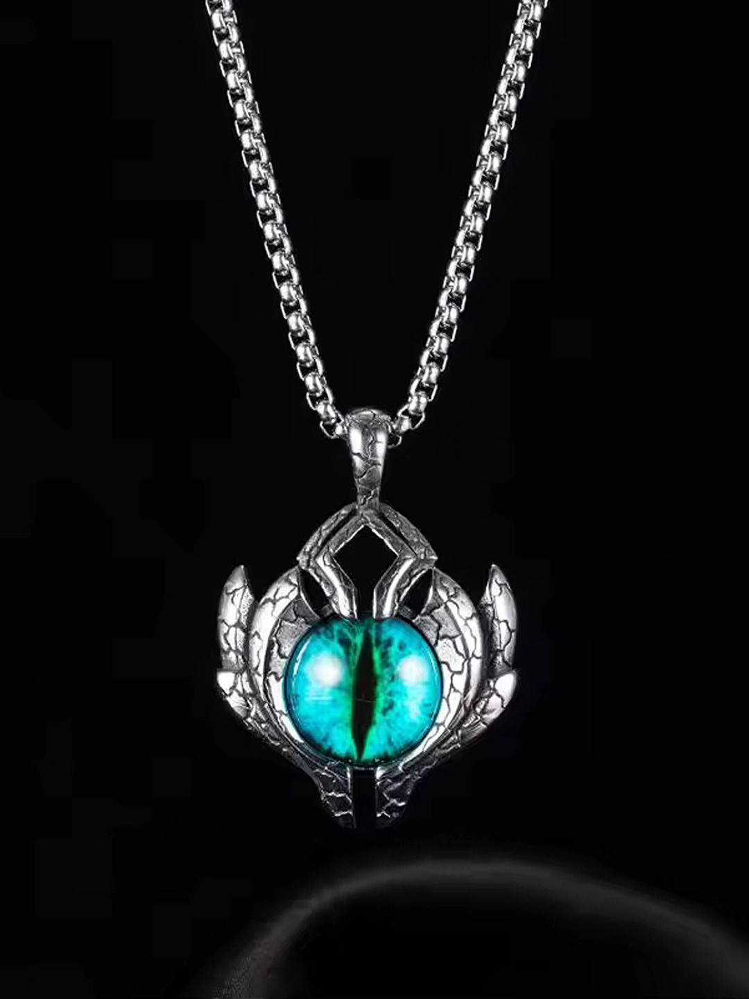 Lila Unisex Stainless Steel Devil Eye Pendant With Chain