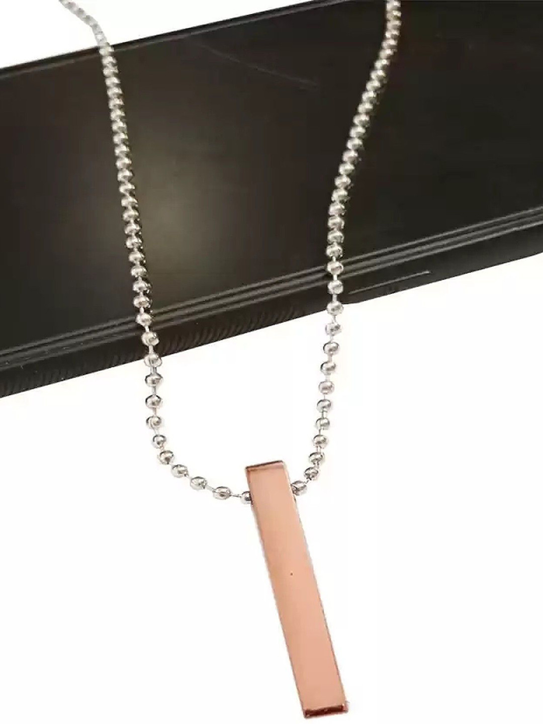 Lila Unisex Stainless Steel Bar Pendant With Chain