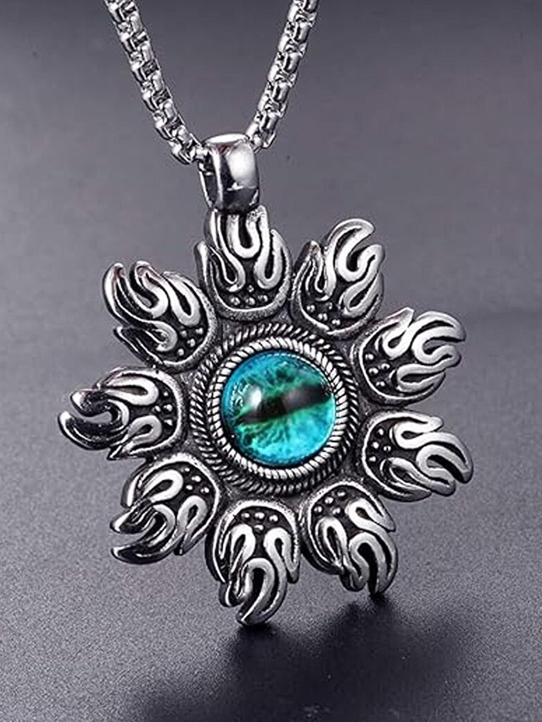 Lila Unisex Stainless Steel Sun Devil Eye Circular Pendant With Chain