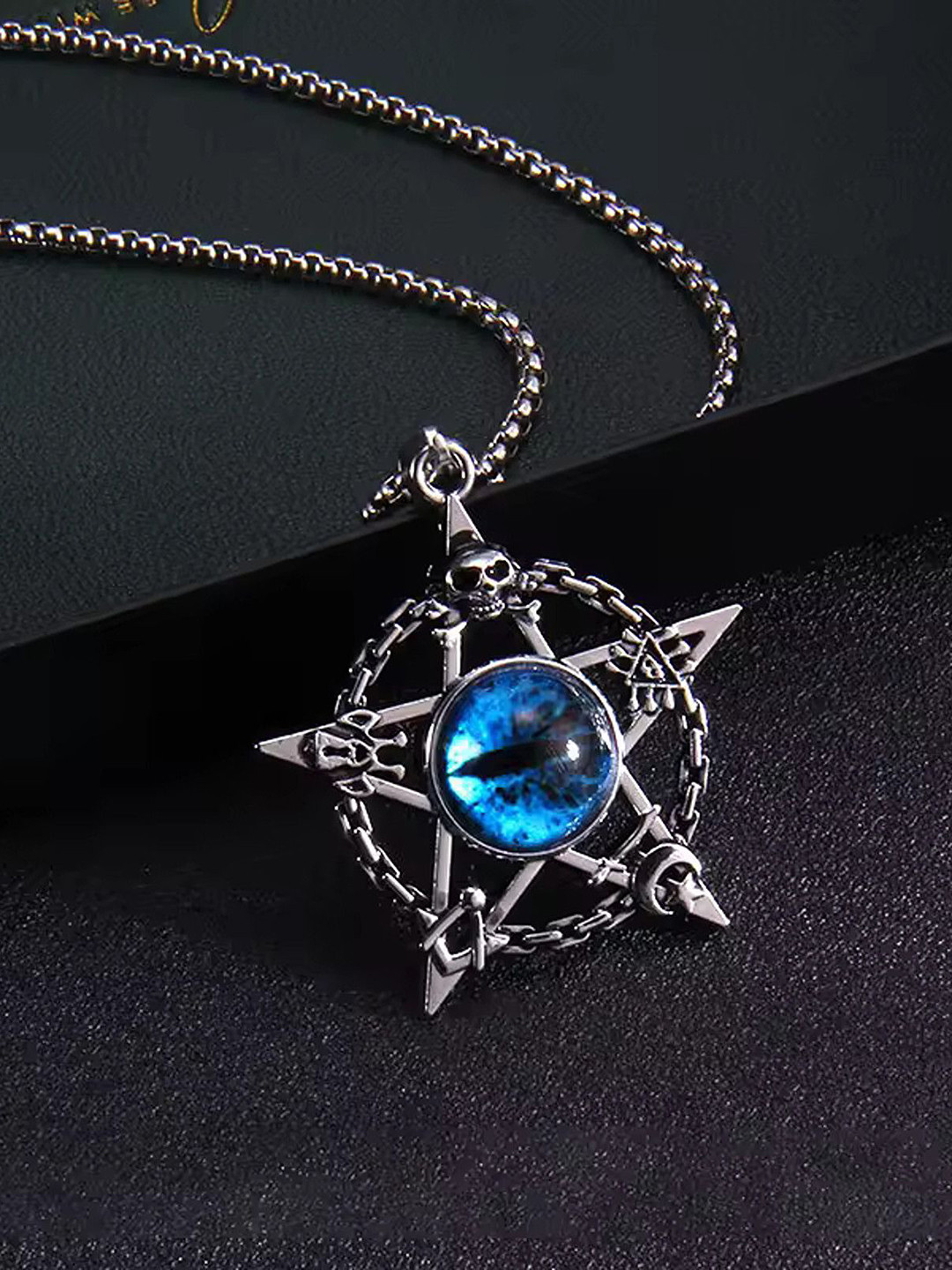 Lila Unisex Stainless Steel Stone Studded Evil Eyeball Star Pendant With Chain
