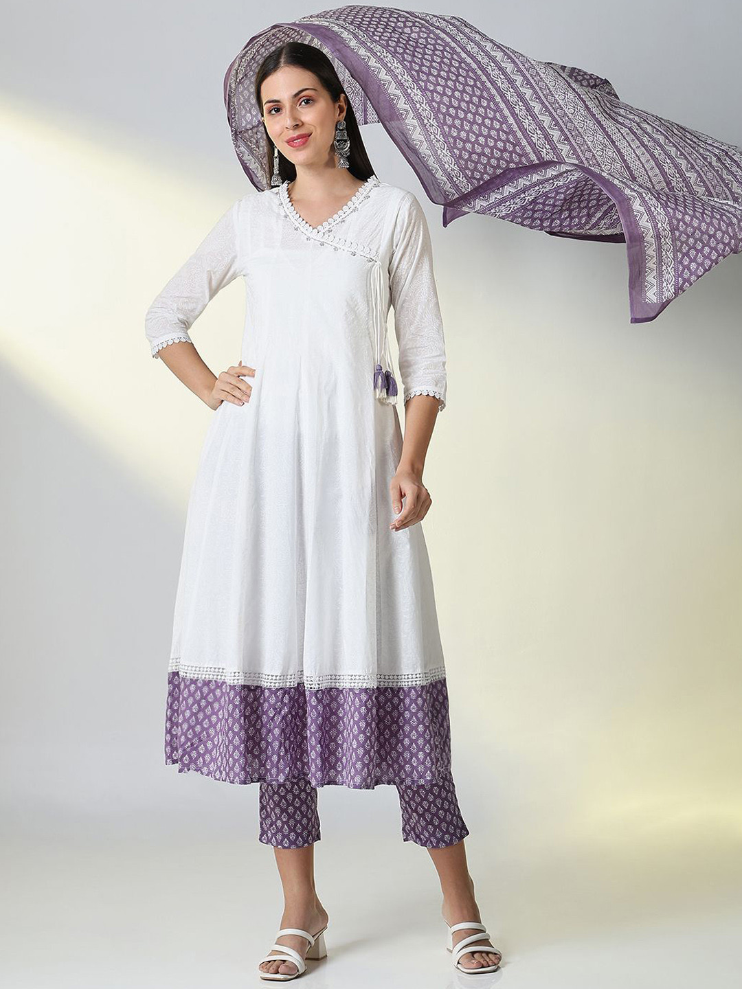 SHOWOFF Self Design Angrakha A-Line Kurta With Trousers & Dupatta