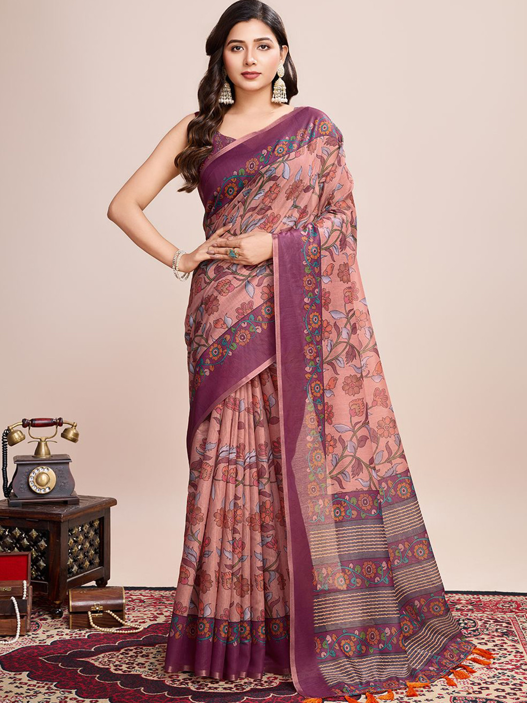 HEER FASHION Floral Linen Blend Saree