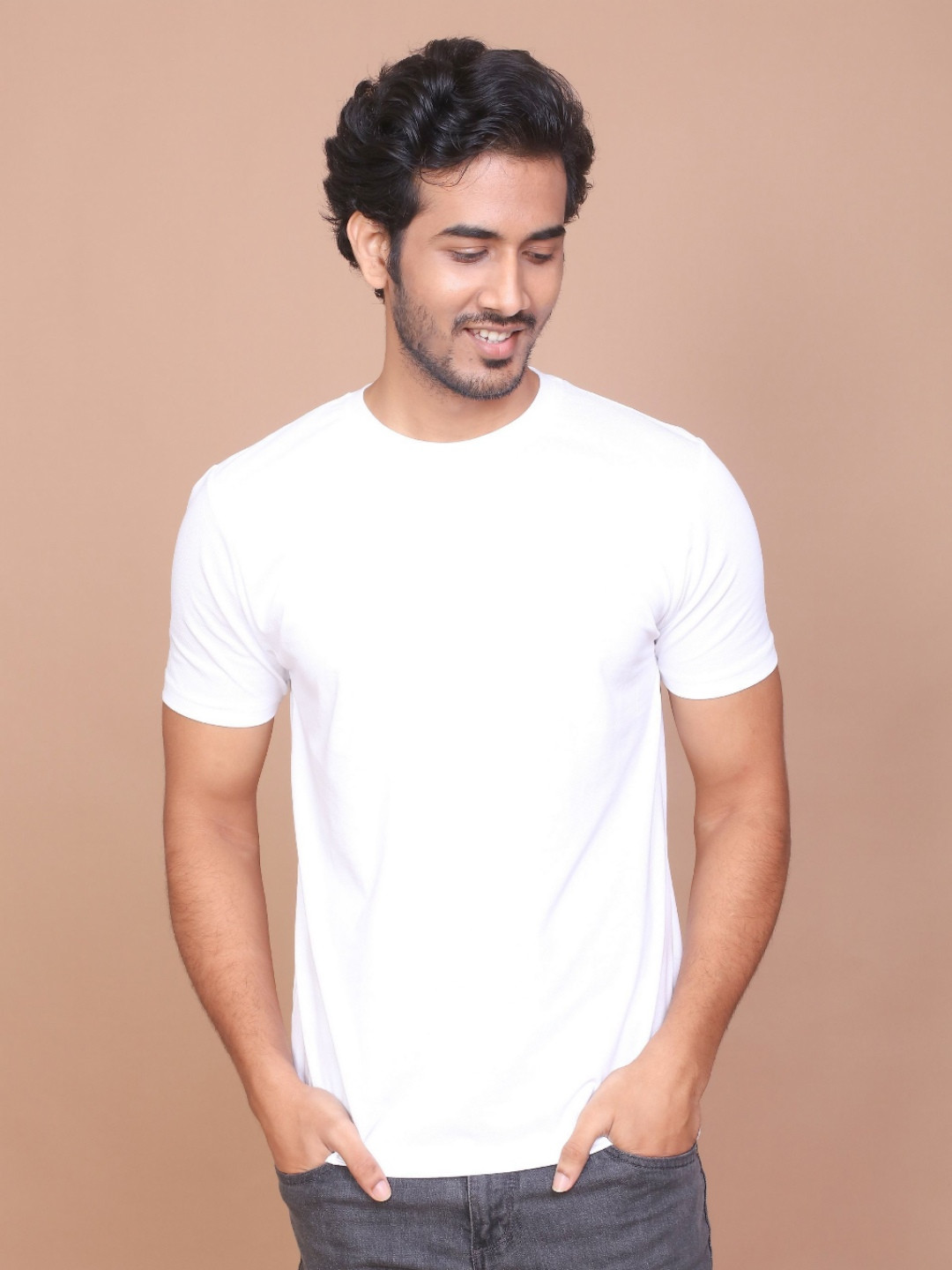 RAVINIK Men Solid Round Neck Cotton Slim Fit T-shirt