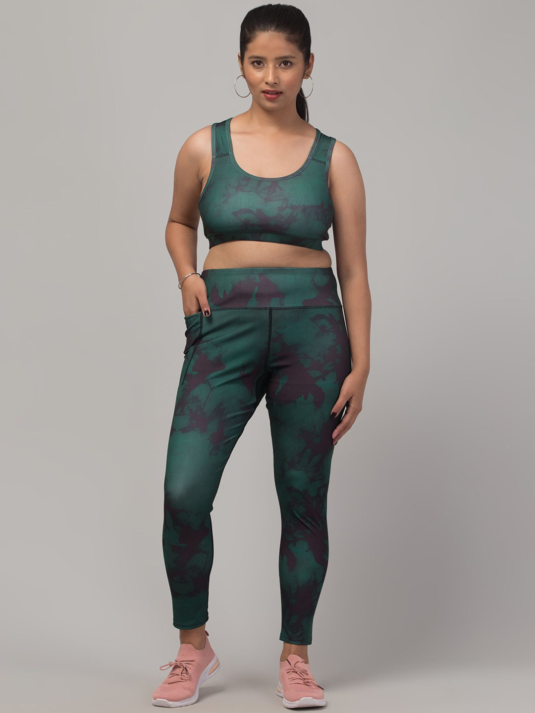 ULLAS Women Printed High-Rise Dry-Fit Sports Gym Tights
