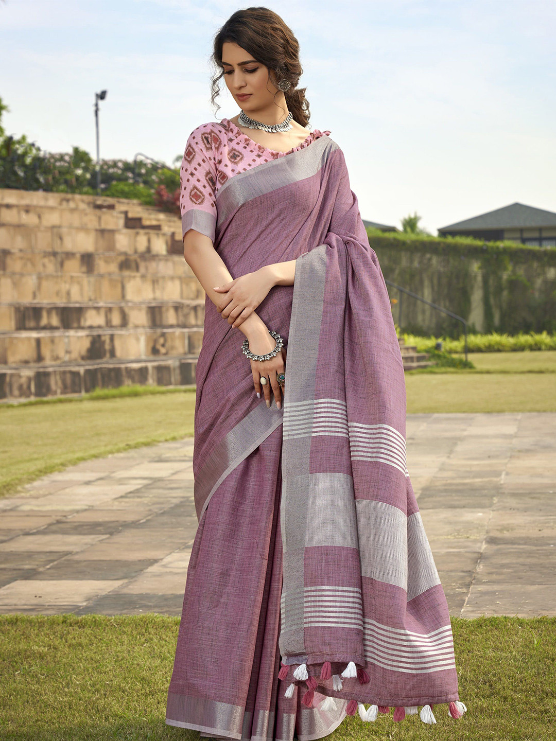 MAHALASA Woven Design Zari Traditional Khadi Saree