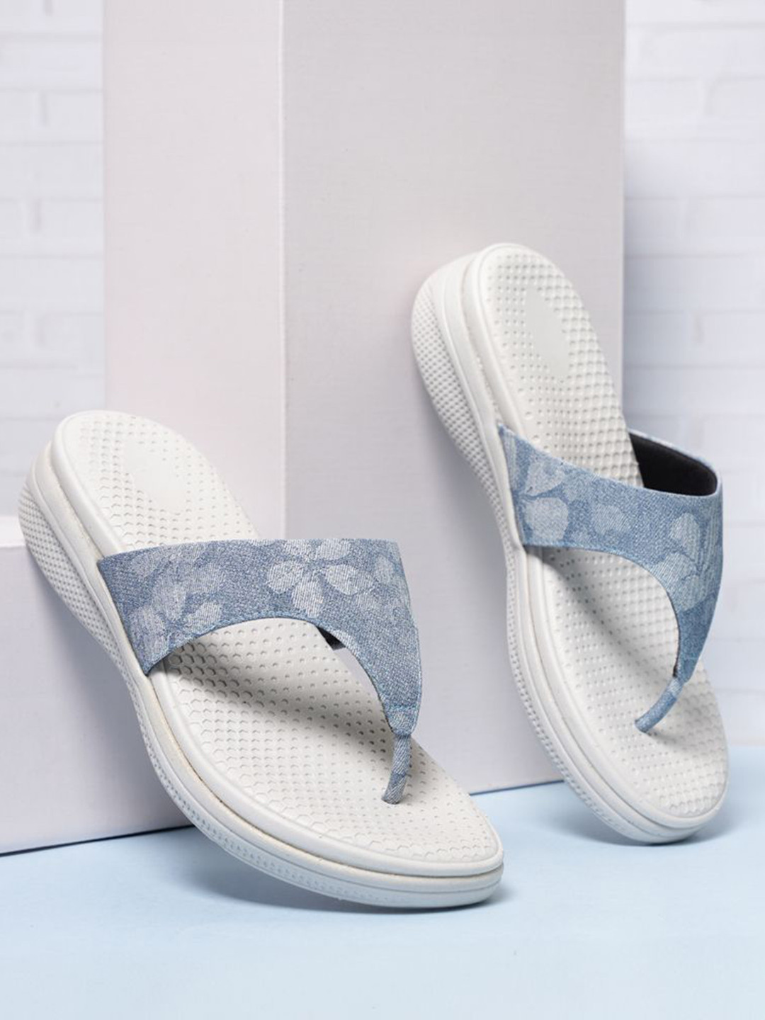 Indifeet Women Printed Open Toe Comfort Thong Sandals with Blue Denim Upper