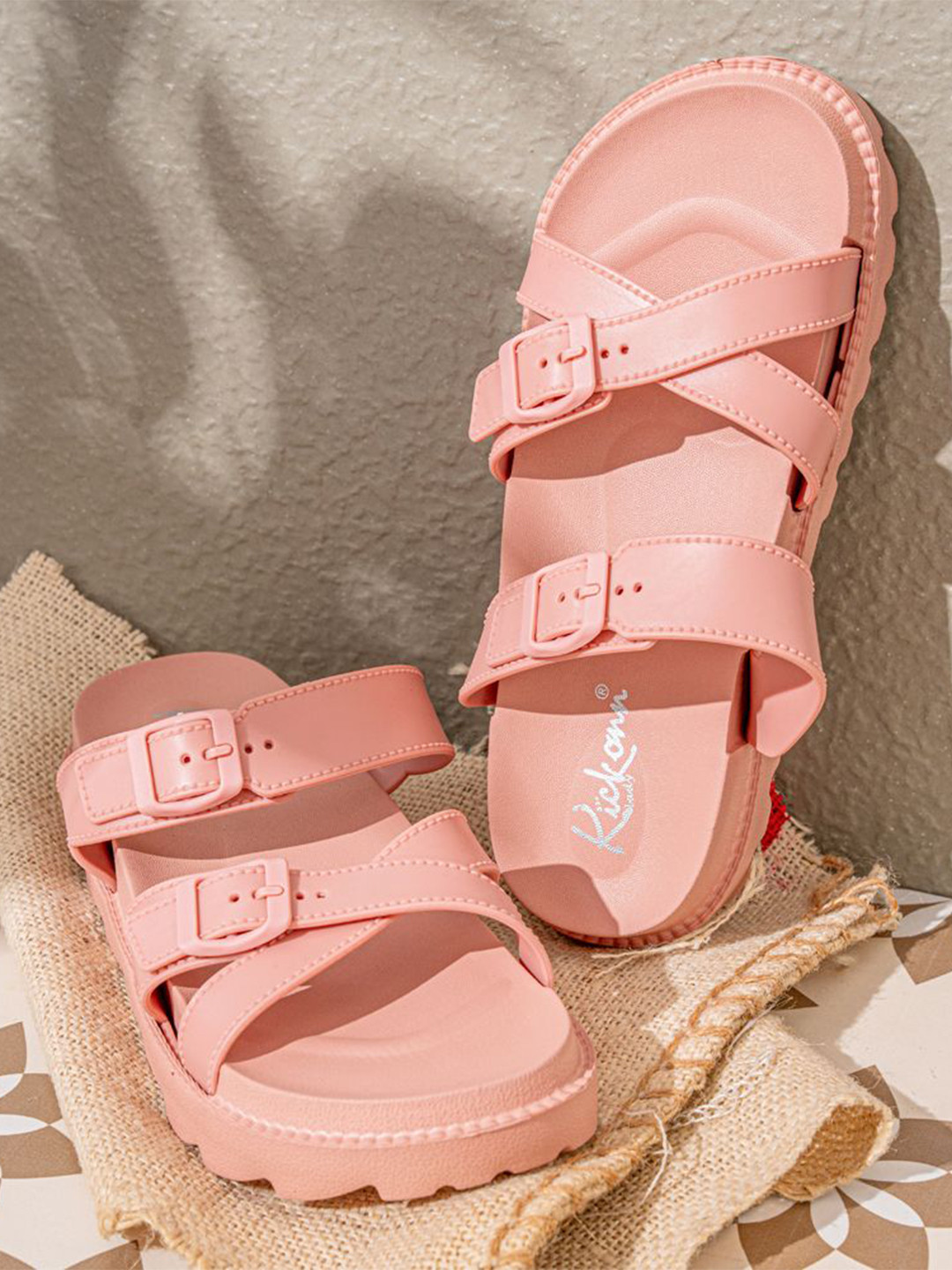 Indifeet Women Peach Rubber Flip Flop Slippers with Adjustable Buckles