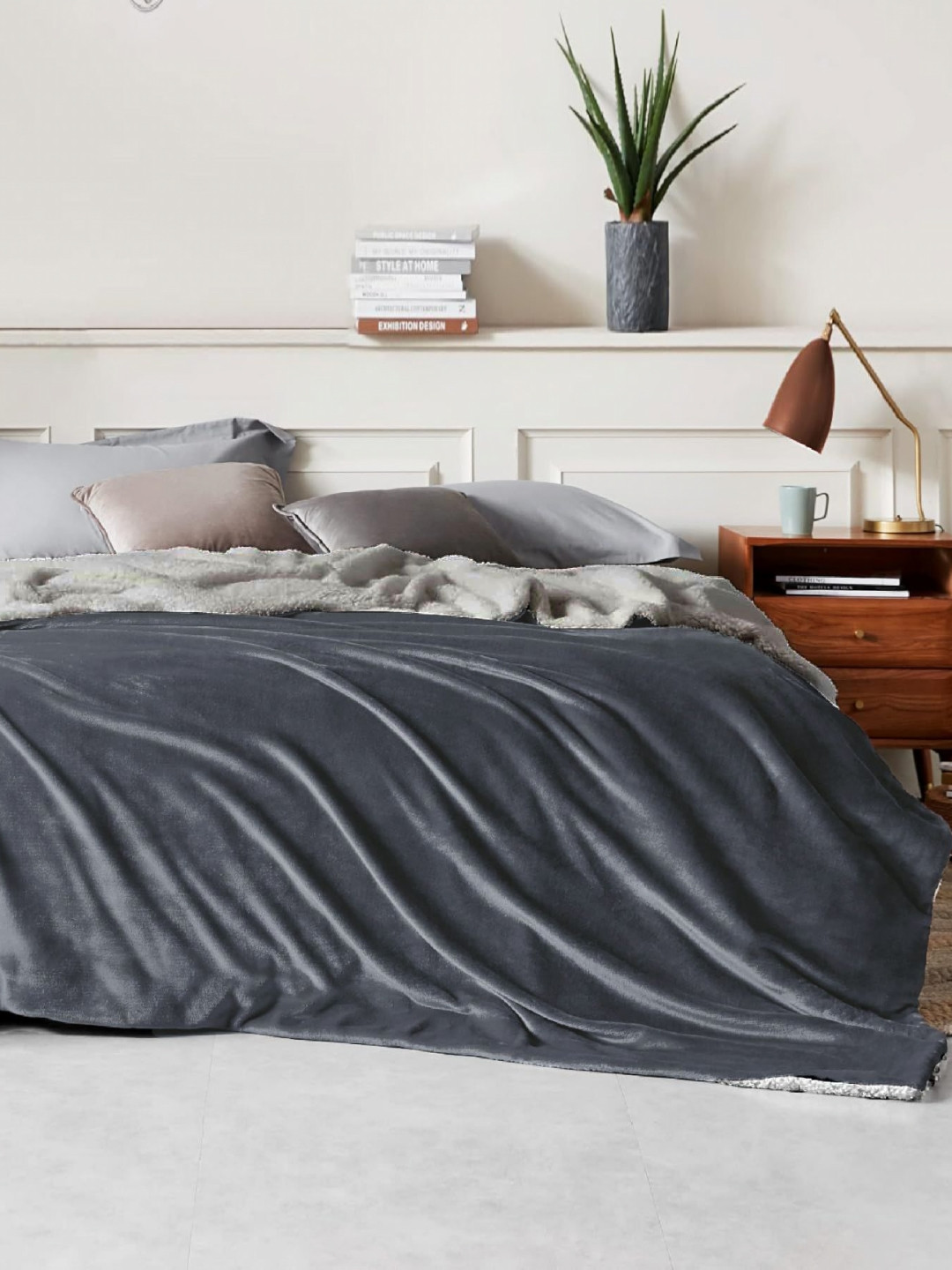 THE little BIG STORE Grey Fleece AC Room 500 GSM Flannel & Sherpa Reversible Bed Dohar
