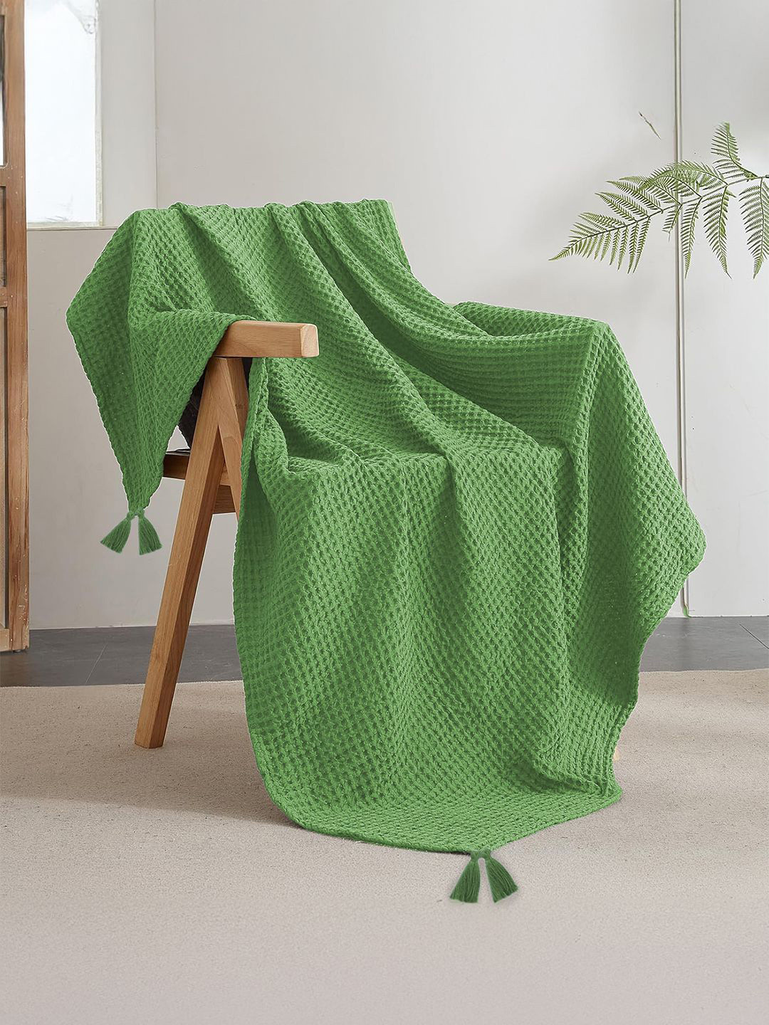 URBAN SPACE Green Waffle Weave Pure Cotton Throw