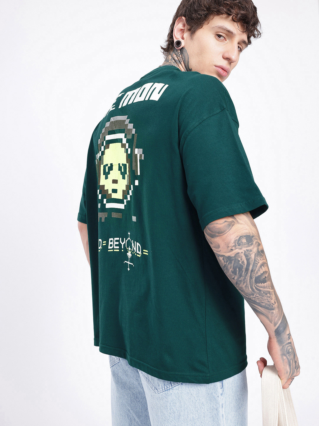 glitchez Super Loose Fit Graphic Printed Oversized T-shirt