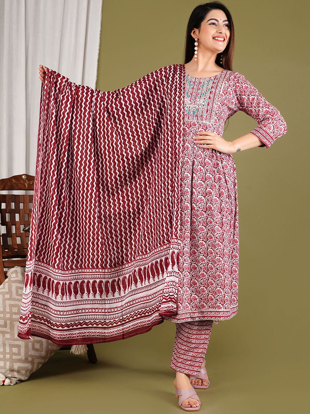Aarti Fashion Women Ethnic Motifs Printed Regular Mirror Work Kurta with Trousers & With Dupatta